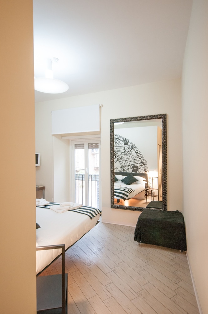B&B First Floor 44/53