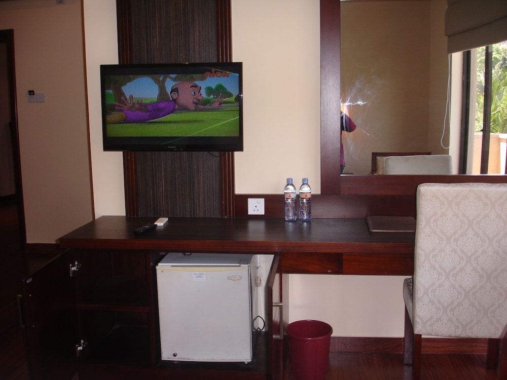 Devon Hotel 19/24