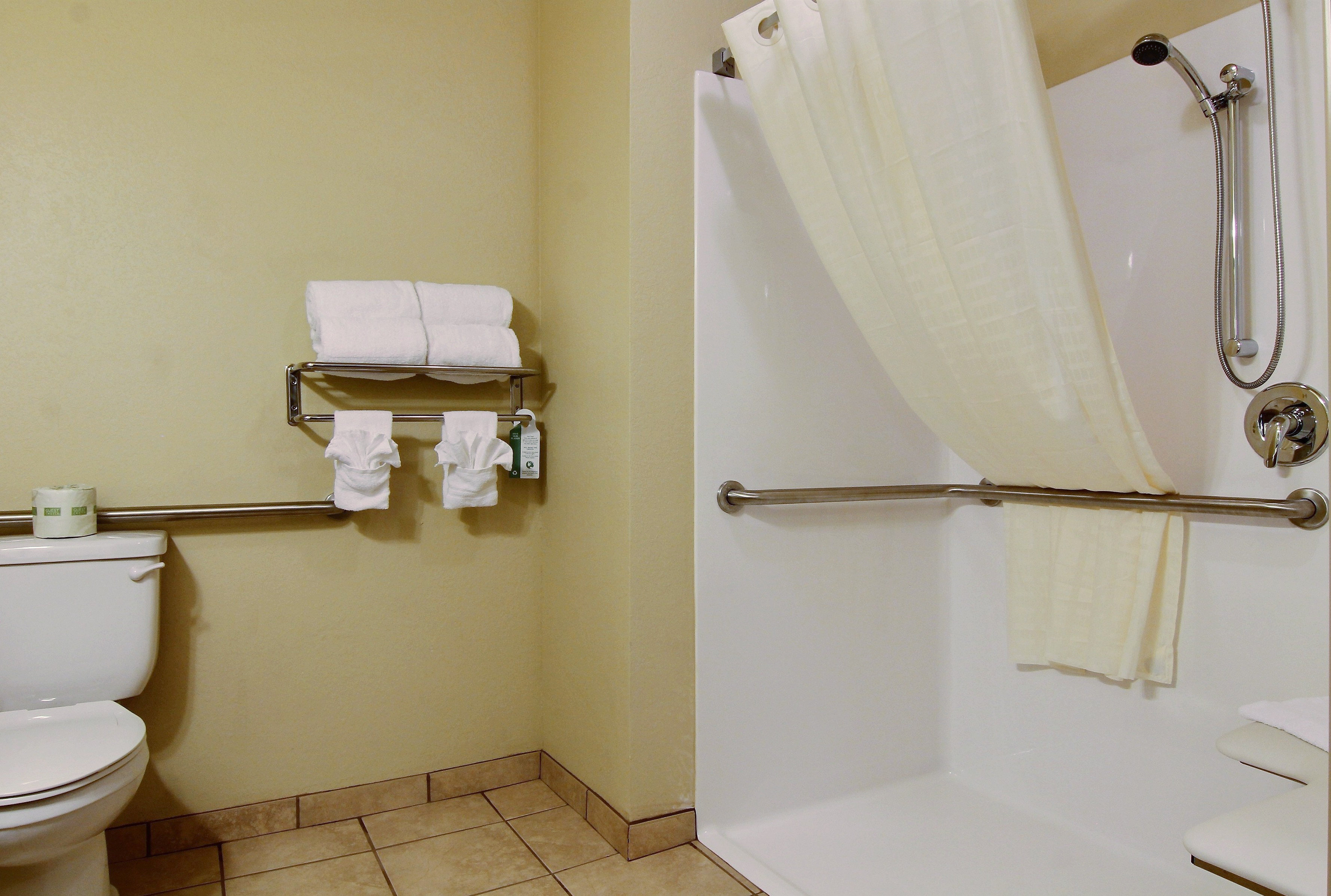 Cobblestone Inn and Suites 26/26