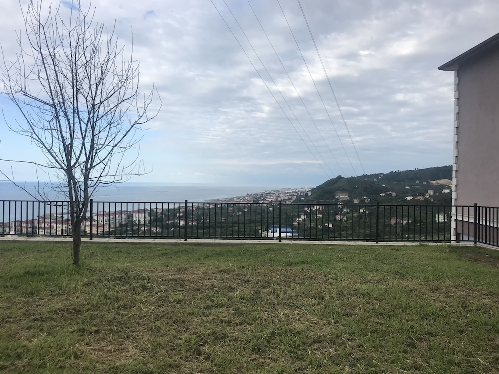 Royal Villa 93/100