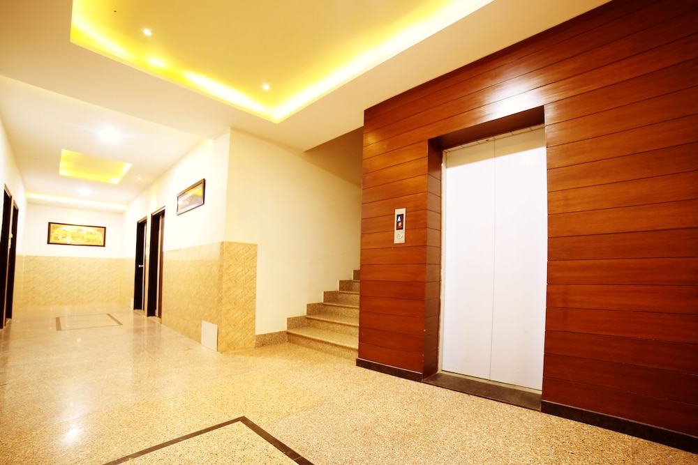 Hotel Royal Dezire 33/48