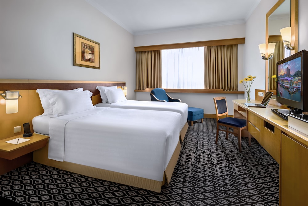 Connecting Room