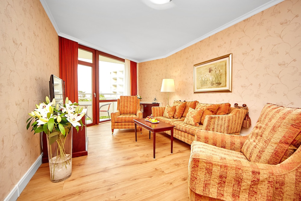 Cliff Hotel Rugen Resort Spa 43/72