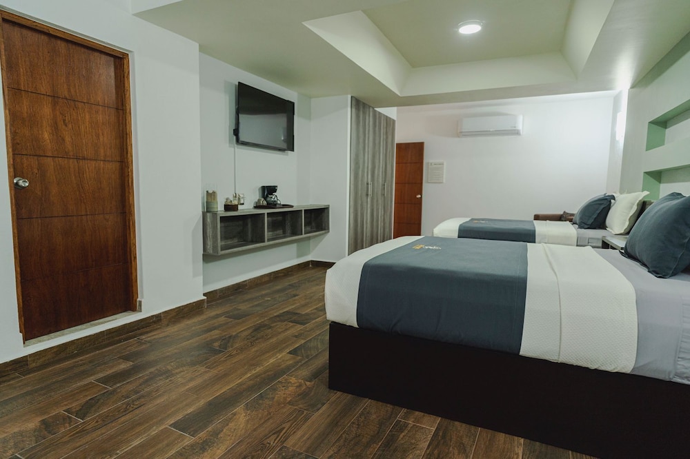 Real Naviero Hotel Ejecutivo 16/25