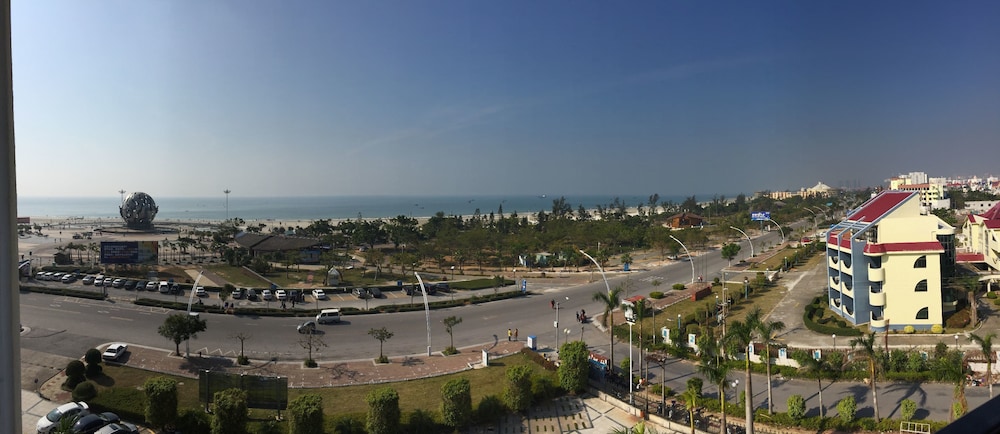 Excemon Beihai Beach Hotel 26/28