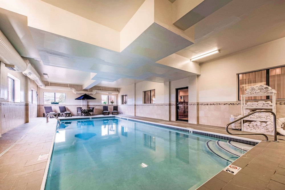Comfort Inn & Suites Streetsboro - Kent 11/27