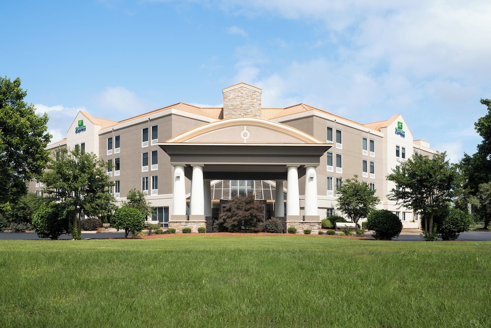 Holiday Inn Express Greenville 54/64