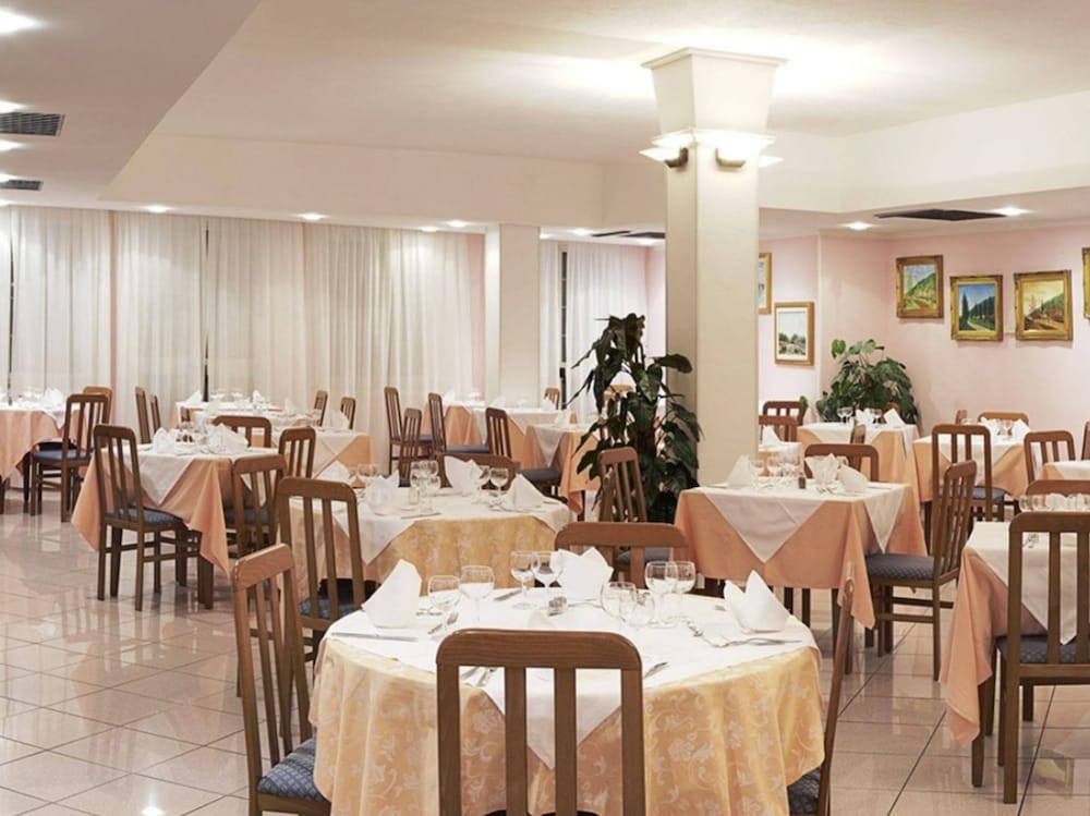 Hotel Majore 46/55