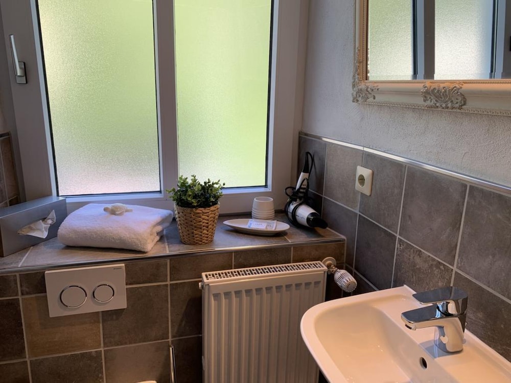 Mosellandhotel Im Enderttal Zum Onkel Willi 35/37