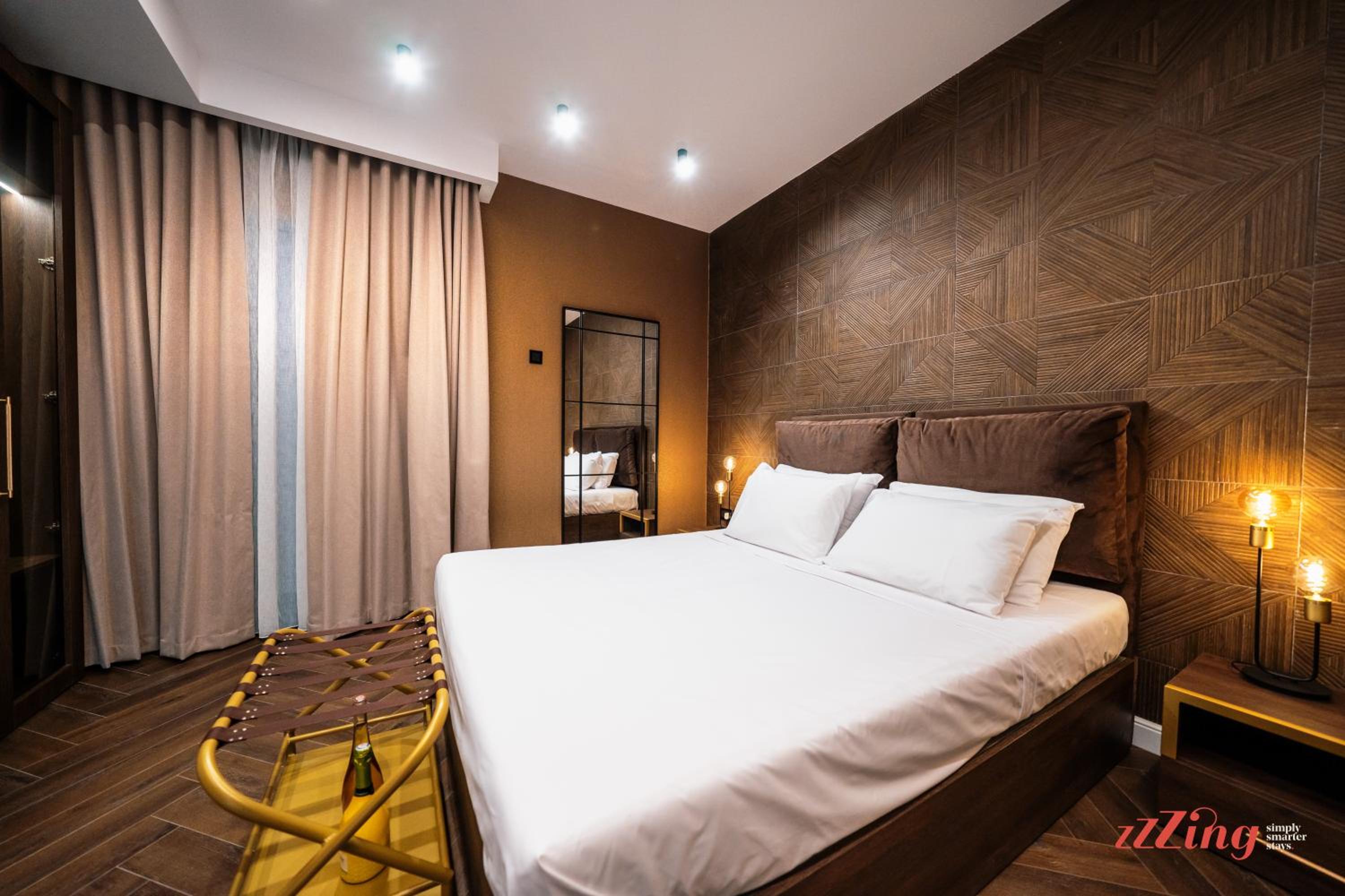 Avalon Boutique 5/18