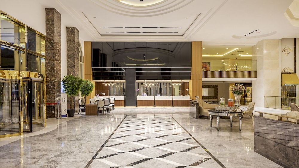 Vogue Hotel Supreme Bodrum 80/98