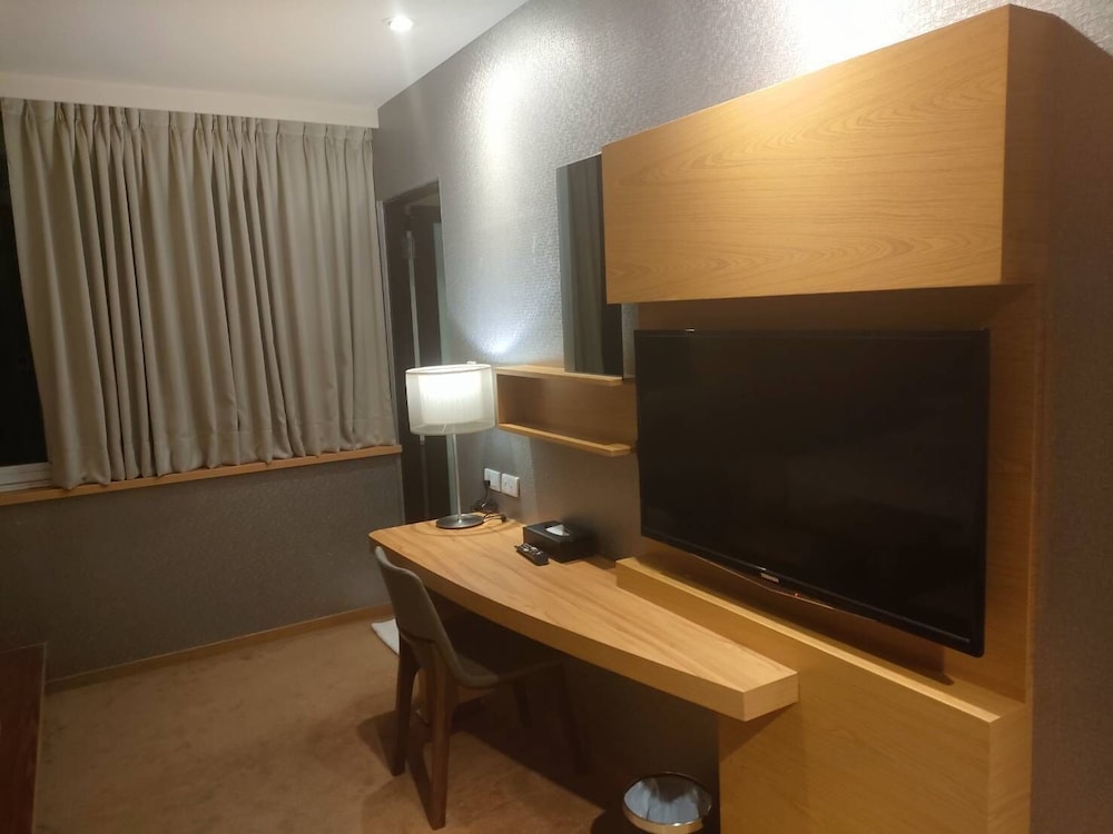 Friend Hotel Yoyo 46/67