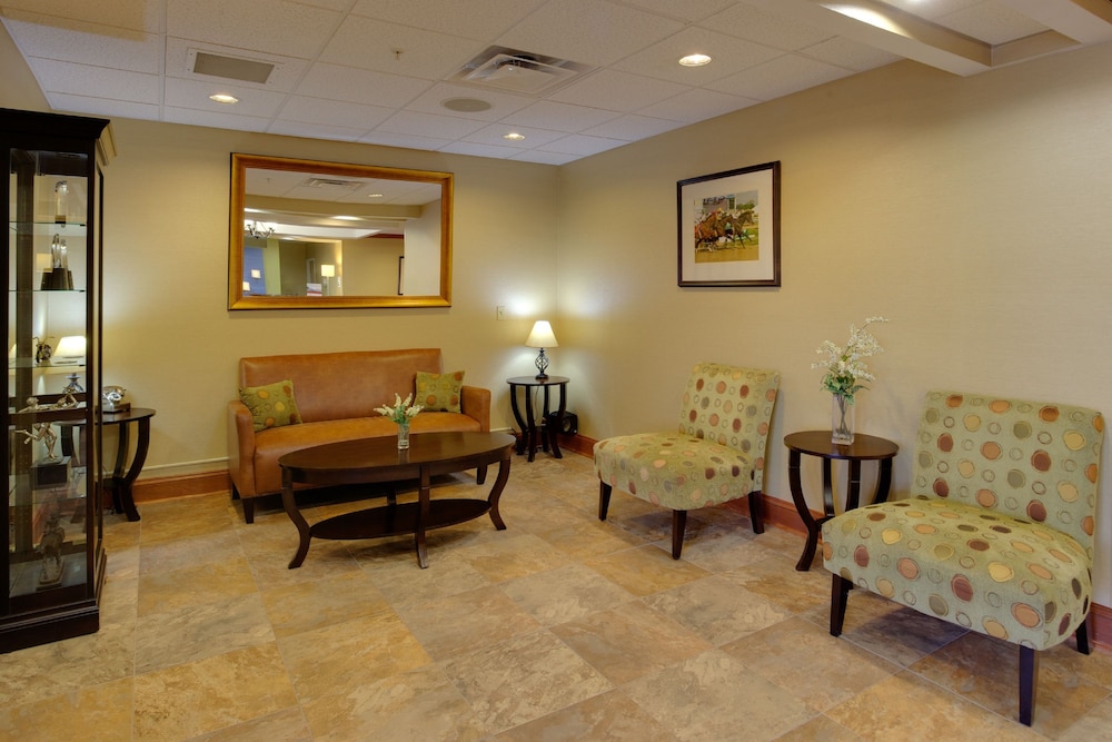 Holiday Inn Express Charles Town 40/62