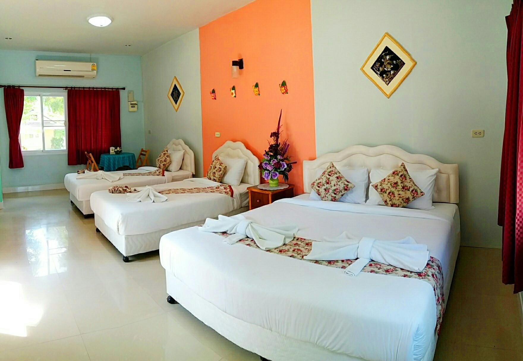 Tanaosri & Creekside Resort 13/68