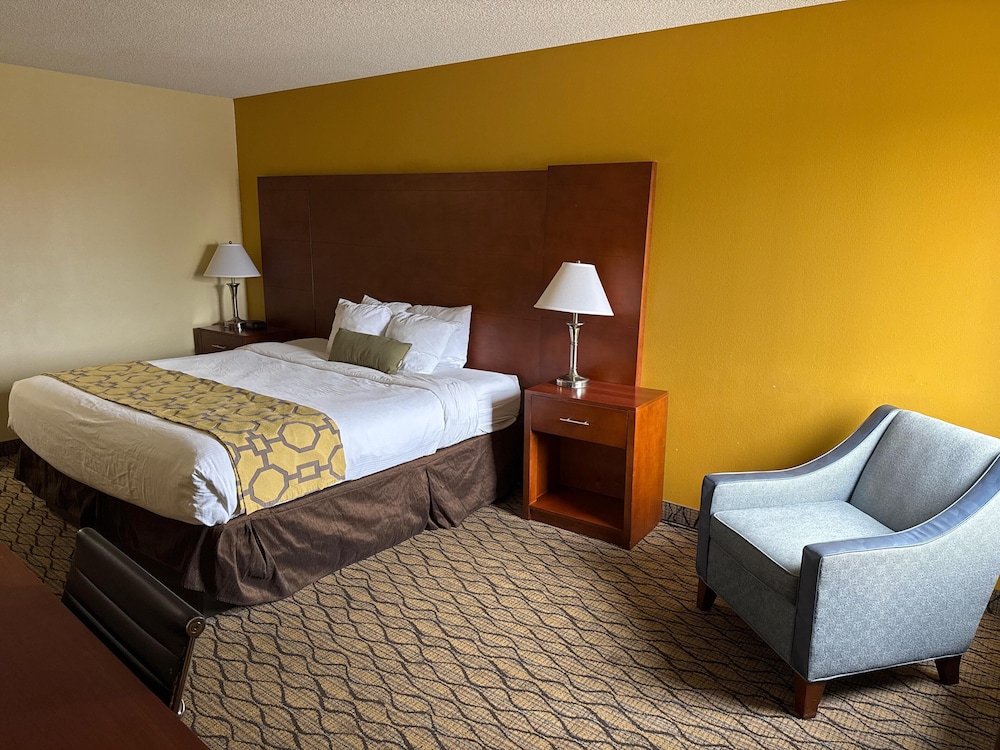 Baymont by Wyndham Mishawaka South Bend Area 12/49