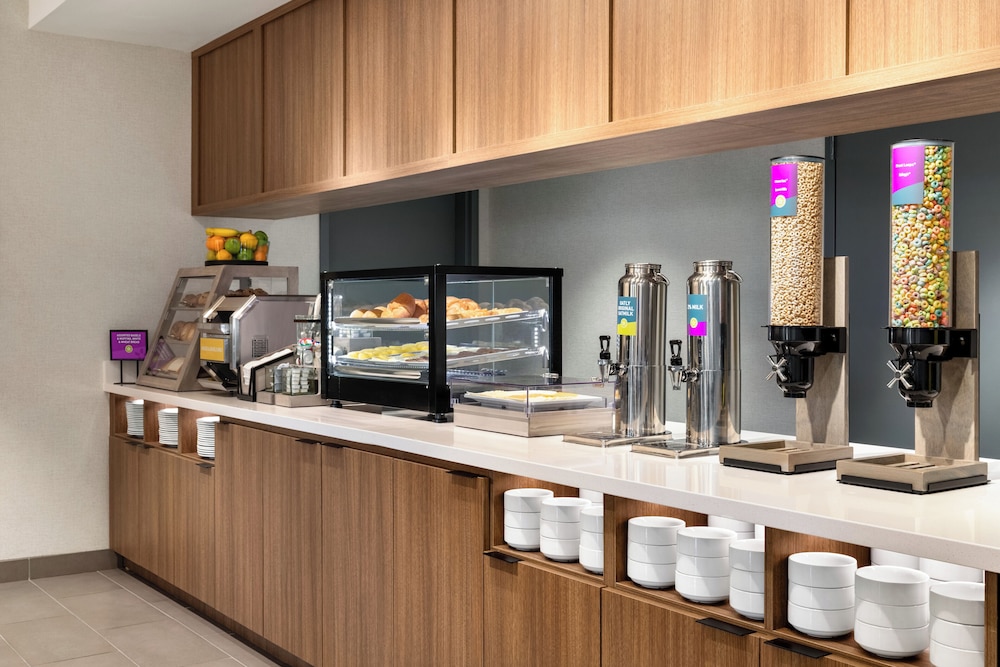 Home2 Suites by Hilton Denton 9/44
