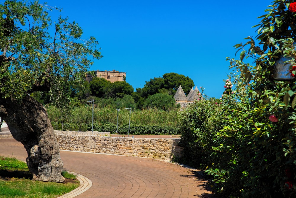 Cala Ponte Resort Spa 62/67