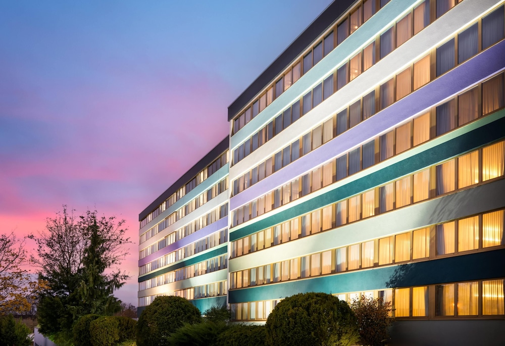elaya Hotel Stuttgart Ludwigsburg, Trademark by Wyndham 1/50