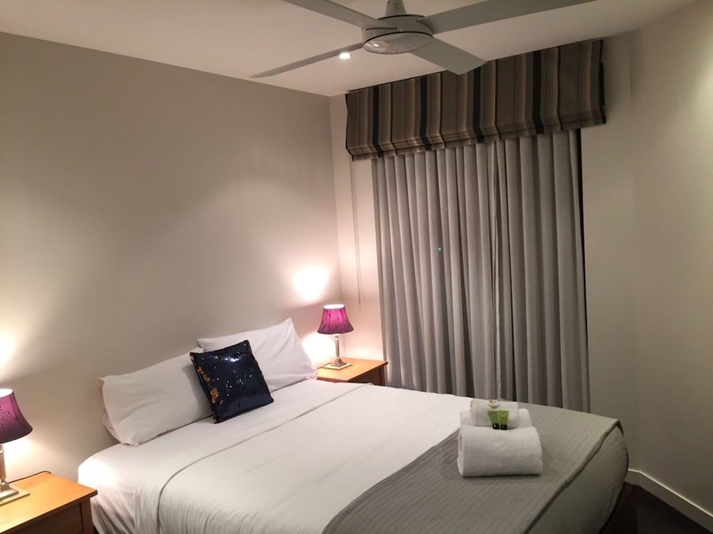 Grand Mercure Allegra Hervey Bay 21/74