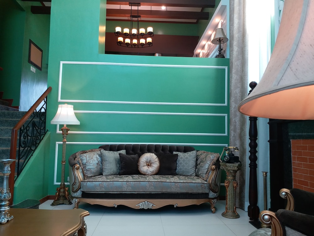 Lee Boutique Hotel 50/74