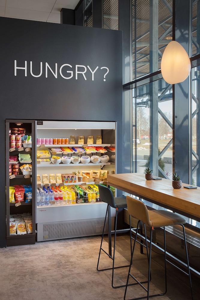 Park Inn By Radisson Oslo Airport Hotel West 55/75