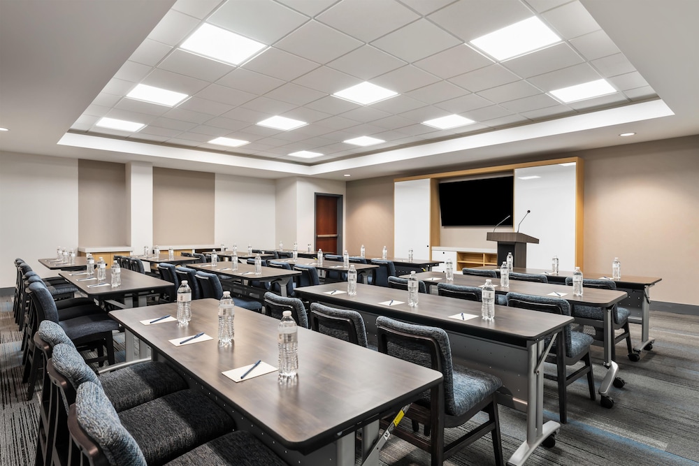 Hyatt House Orlando International Drive 53/60
