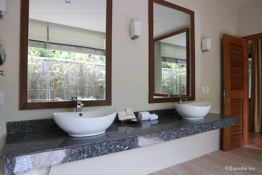 Bravo Resorts Munting Paraiso 41/49