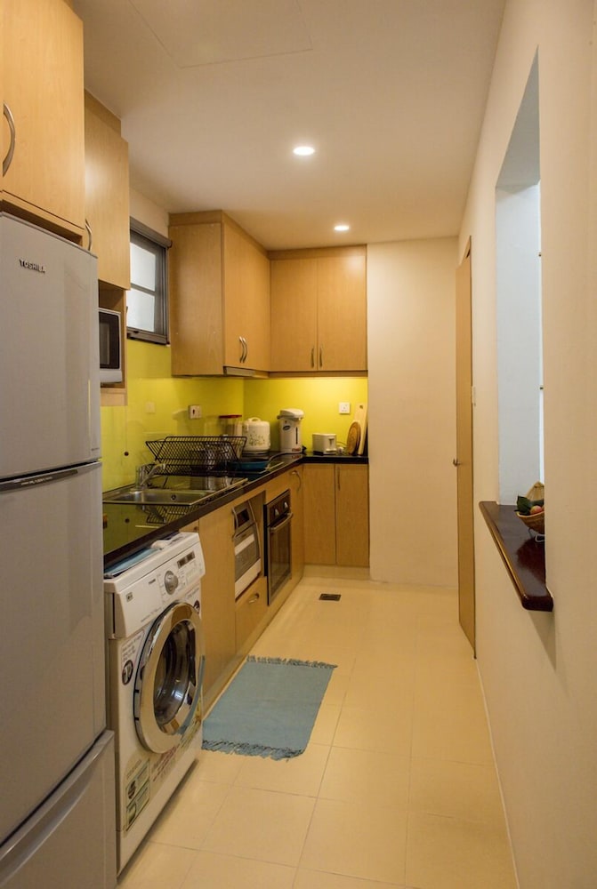 Diamond Westlake Suites 48/50