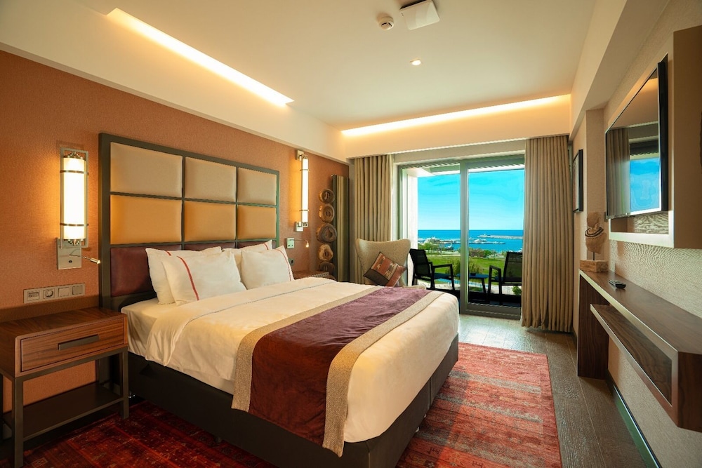 COMFORT, DOUBLE OR TWIN BED, GARDEN VIEW, BALCONY