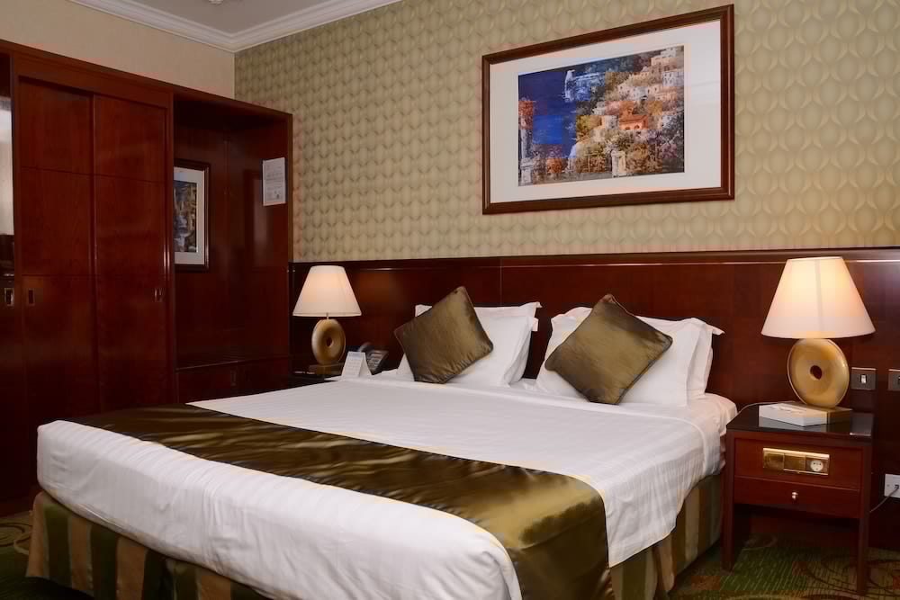 رويال الروضة(Al Rawda Royal Inn) 8/62