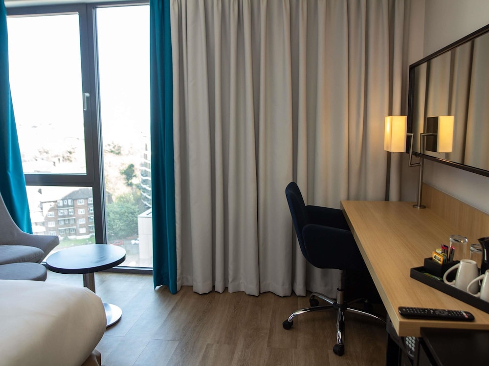 Novotel London Wembley 44/74