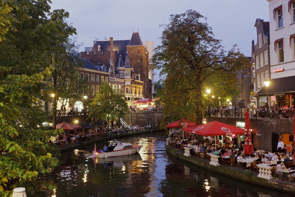 IBIS UTRECHT 23/61