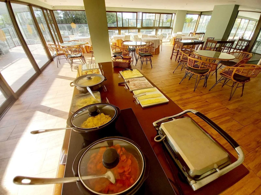 Ilusion hotel ponta negra Natal 35/50