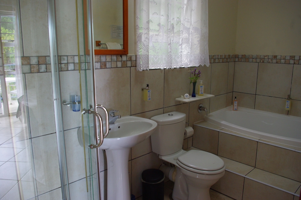 Aqua Marine Guest House 67/67