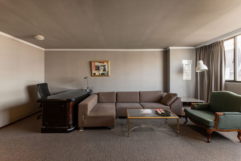 Hotel J Metropolis 43/54