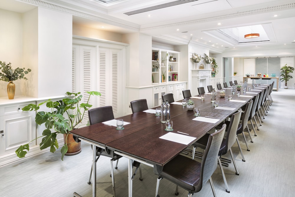 Melia London Kensington Member of Melia Collection 84/93