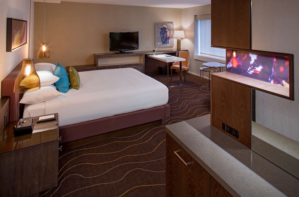 Grand Hyatt Denver 19/78
