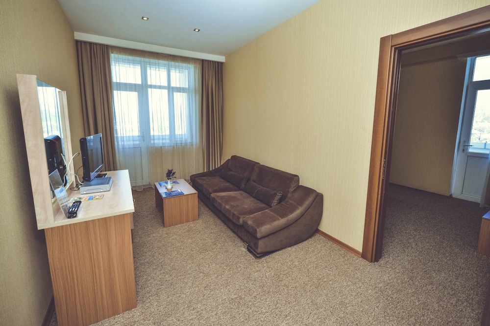 Gabala City 33/40