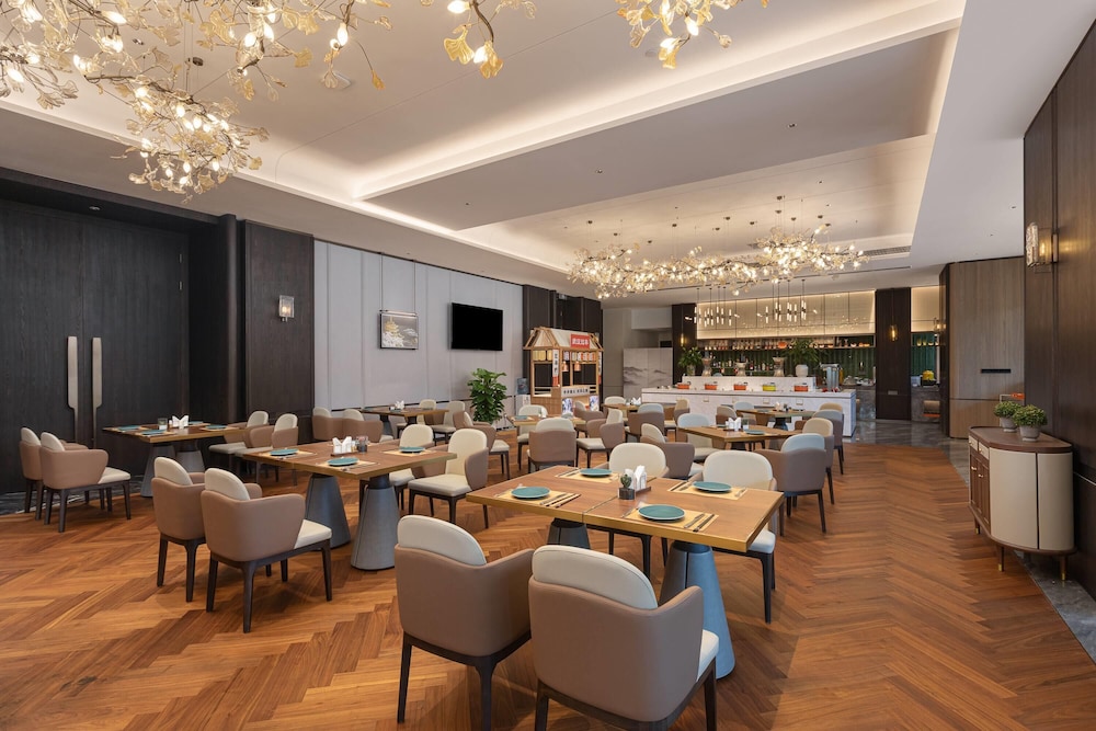 Ramada Plaza By Wyndham Wuhan Hanyang 29/34