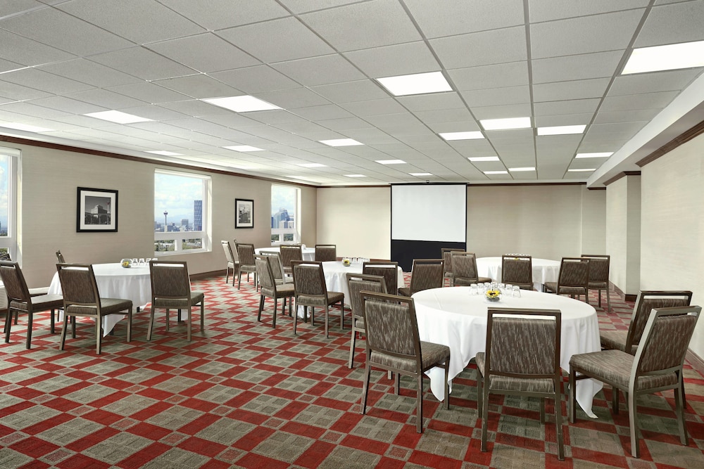 Four Points by Sheraton Calgary Airport 18/25
