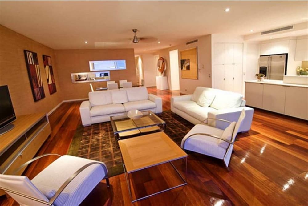 The Beach Cabarita 56/78