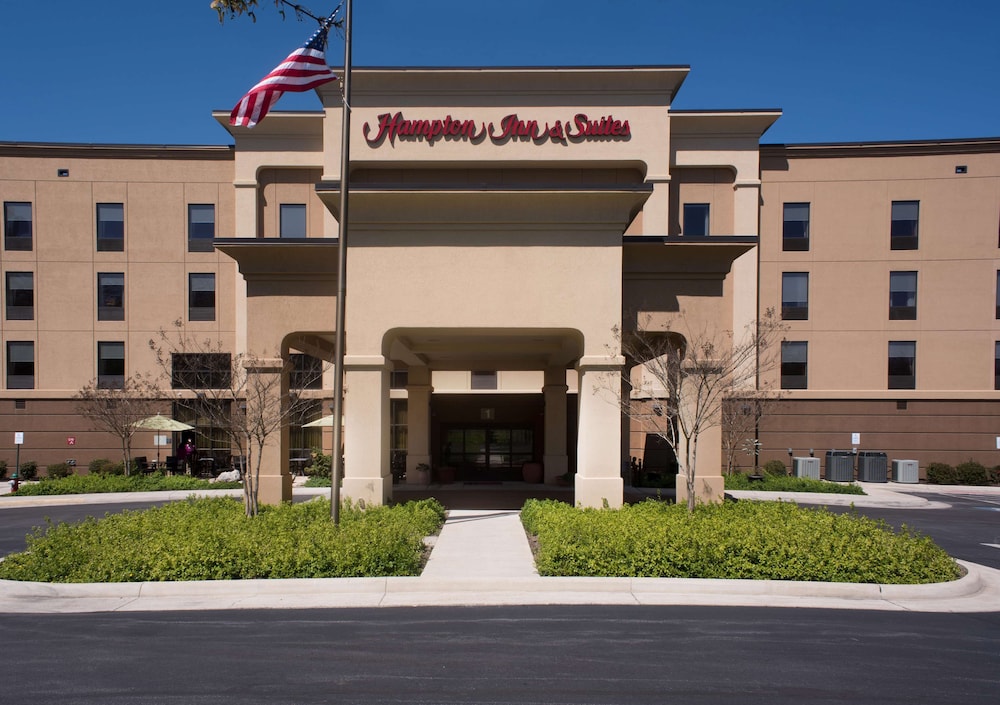 Hampton Inn And Suites Woodstock 1/74