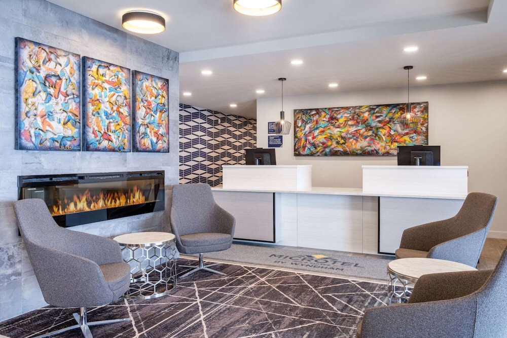 Microtel Inn & Suites by Wyndham Kanata Ottawa West 6/50