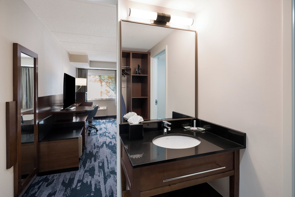 Fairfield Inn Boston Tewksbury Andover 38/44
