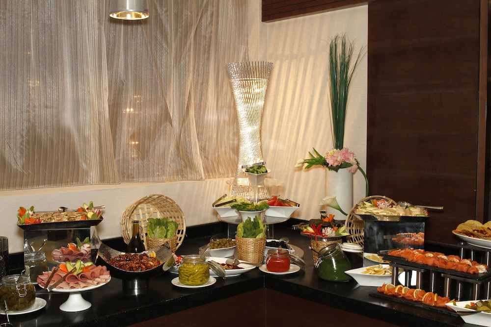 فندق سويس انترناشونال رويال - الرياض(Swiss Flora Royal Hotel Riyadh) 42/51