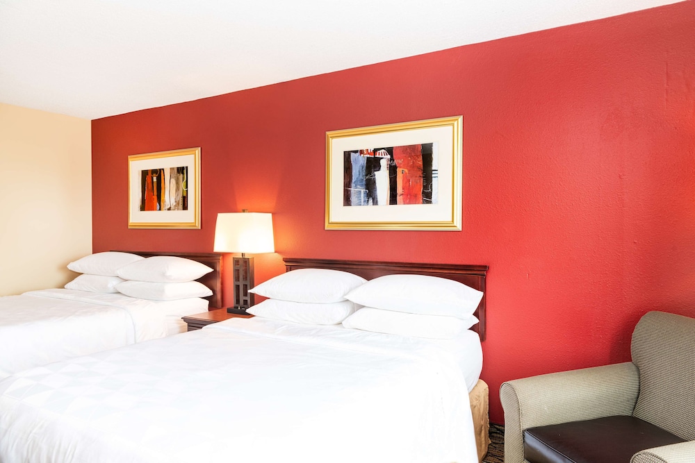 Aviator Hotel & Suites, Bw Signature Collection 14/38