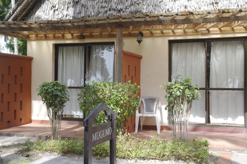 Jumuia Conference & Beach Resort 3/45