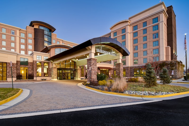 Embassy Suites Springfield 60/62