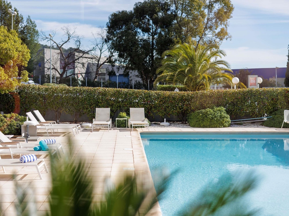 Ibis Toulon La Valette 67/71