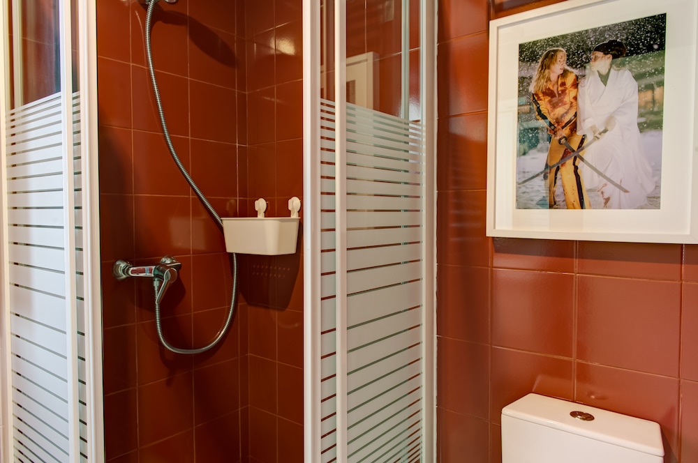 Ribeira Cinema Apartments 31/33